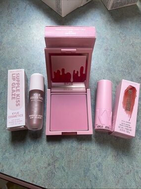 Kylie Cosmetics Makeup collection